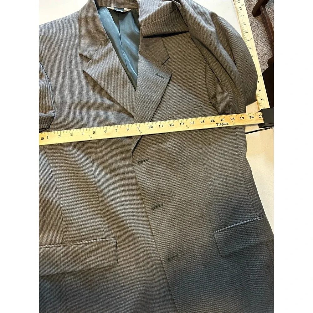 Claiborne Men's Sport Coat Size 42R Gray with White Threading Blazer Jacket
